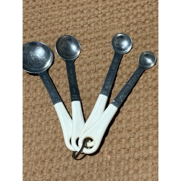 Vtg Ekco Stainless Steel Plastic Handle Measuring Spoons Set Best Results - Picture 1 of 3